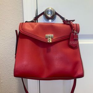 Guess tote